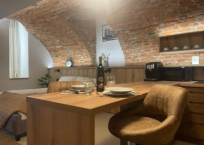 Understreet With Private Parking Apartamento Košice